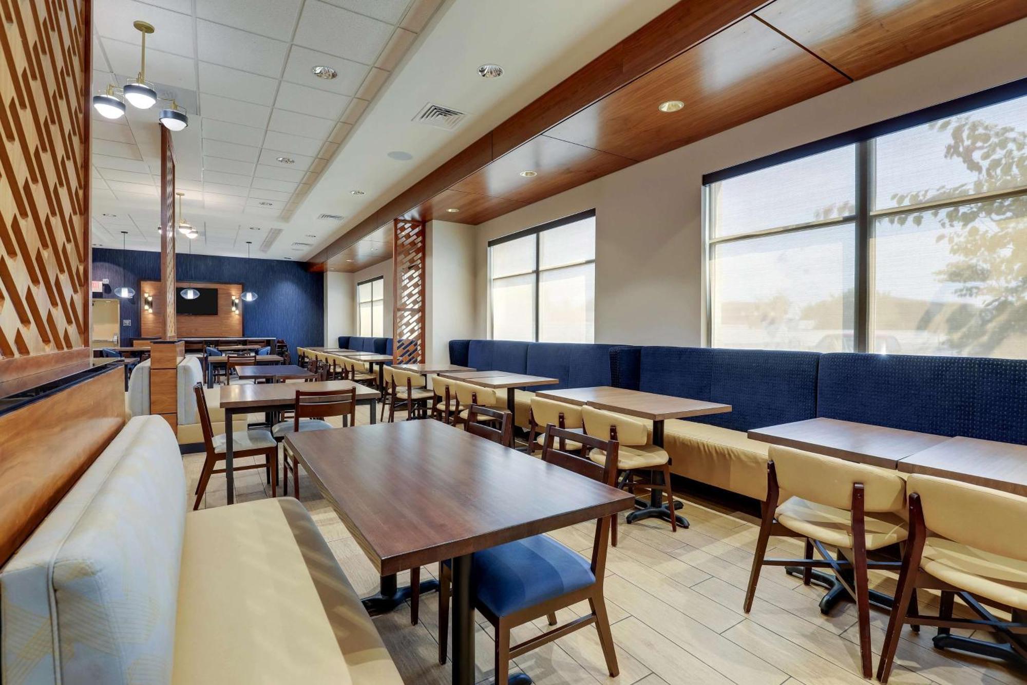 Drury Inn & Suites Lafayette In Bagian luar foto