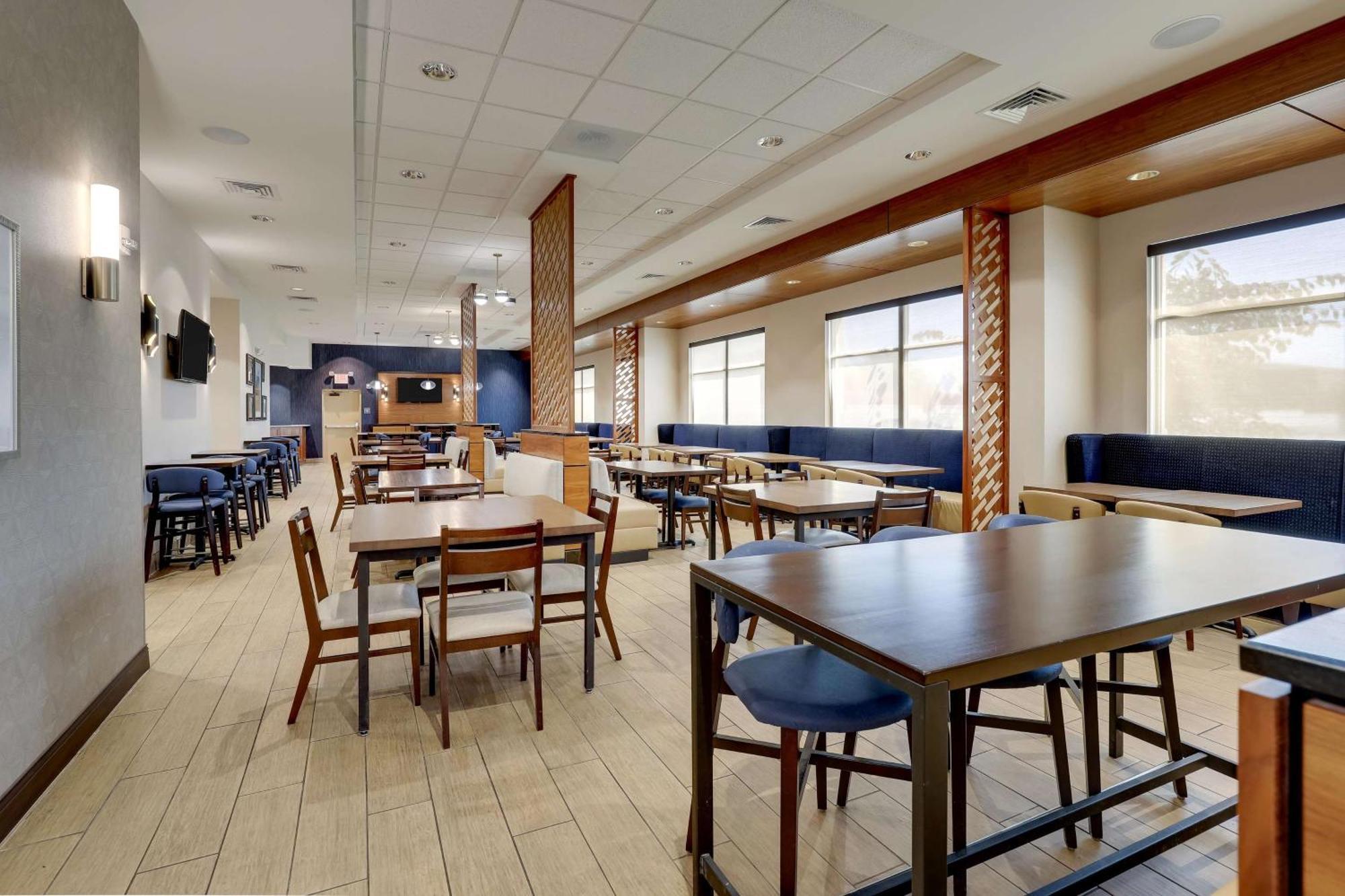 Drury Inn & Suites Lafayette In Bagian luar foto